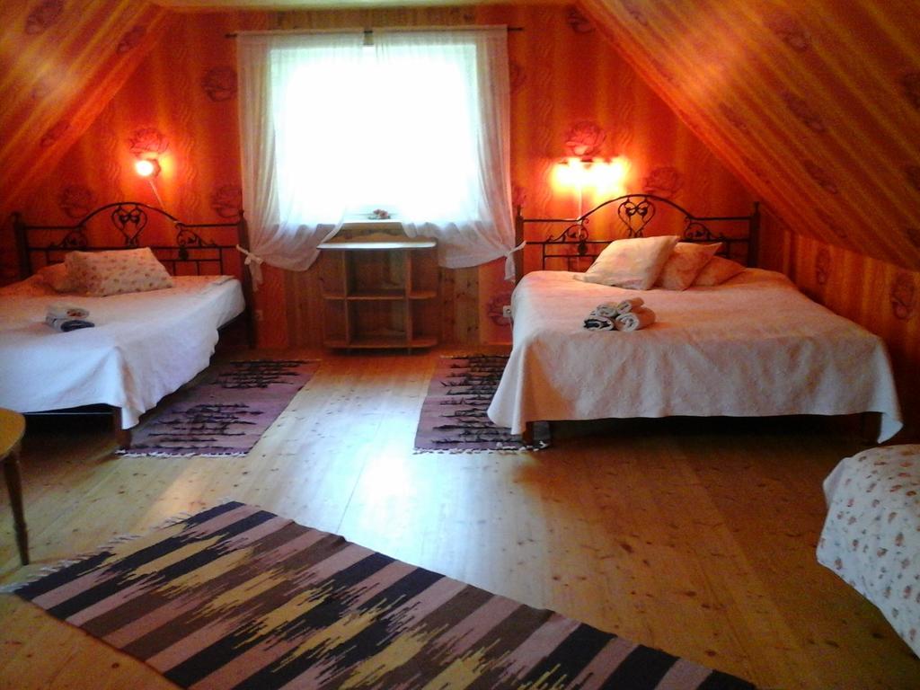 Tõnise Holiday Houses Lilbi (Saaremaa) Quarto foto